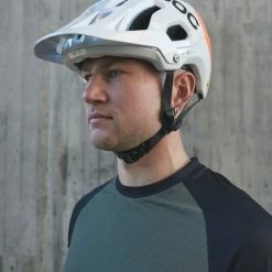 POC SPORTS Tectal Race MIPS NFC 11 POC SPORTS Tectal Race MIPS NFC -cykelaffär 10582 TectalRaceMIPSNFC 8043 HydrogenWhite FluorescentOrangeAVIP 1