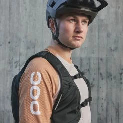 POC SPORTS Column VPD Backpack 13L 24 POC SPORTS Column VPD Backpack 13L -cykelaffär 25123 1002 ColumnVPDBackpack 13L UraniumBlack 1