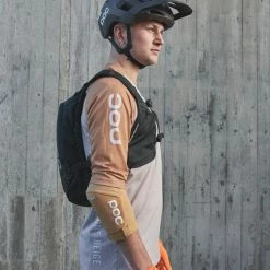 POC SPORTS Column VPD Backpack 13L 23 POC SPORTS Column VPD Backpack 13L -cykelaffär 25123 1002 ColumnVPDBackpack 13L UraniumBlack 4