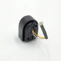 Framlampa Komplett Till Alu-8 BT 7 Framlampa Komplett Till Alu-8 BT -cykelaffär 30971198 3 150512 scaled