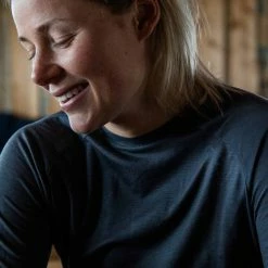 POC Women's Light Merino Jersey 23 POC Women's Light Merino Jersey -cykelaffär 61630 1043 WO 5 1 scaled