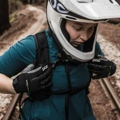 POC Resistance Pro DH Glove -cykelaffär Resistance Dh Glove Uranium Black 6 cfecb374 ff1d 4744 bc95 88ce053286e5 scaled