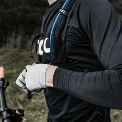 POC Spine VPD Air Backpack 8 -cykelaffär Spine Vpd Air Backpack 8l Uranium Black 3 scaled